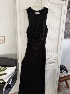 Universal Thread Black Sleeveless Ruched Maxi Dress
